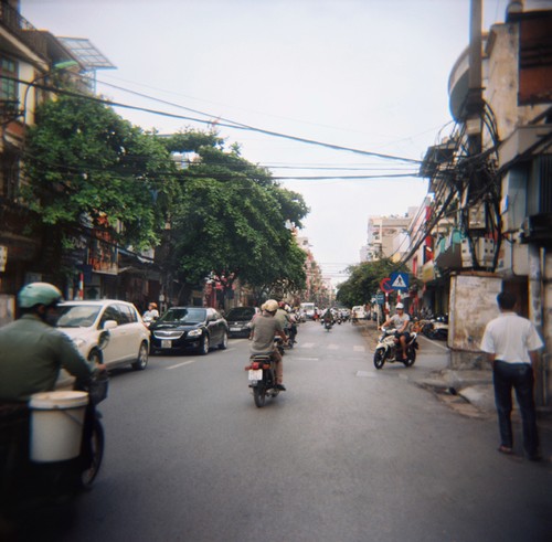 Julie Vola's "Recalling Hanoi" photo project  - ảnh 6